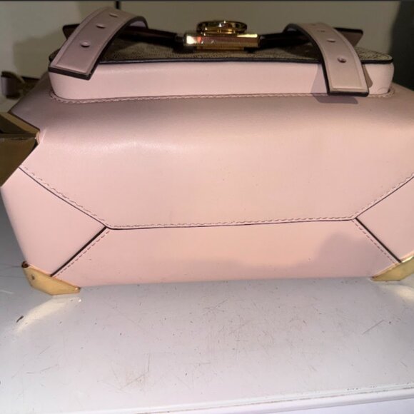 Michael Kors Manhattan Medium Leather and Logo Satchel - Picture 2 of 3